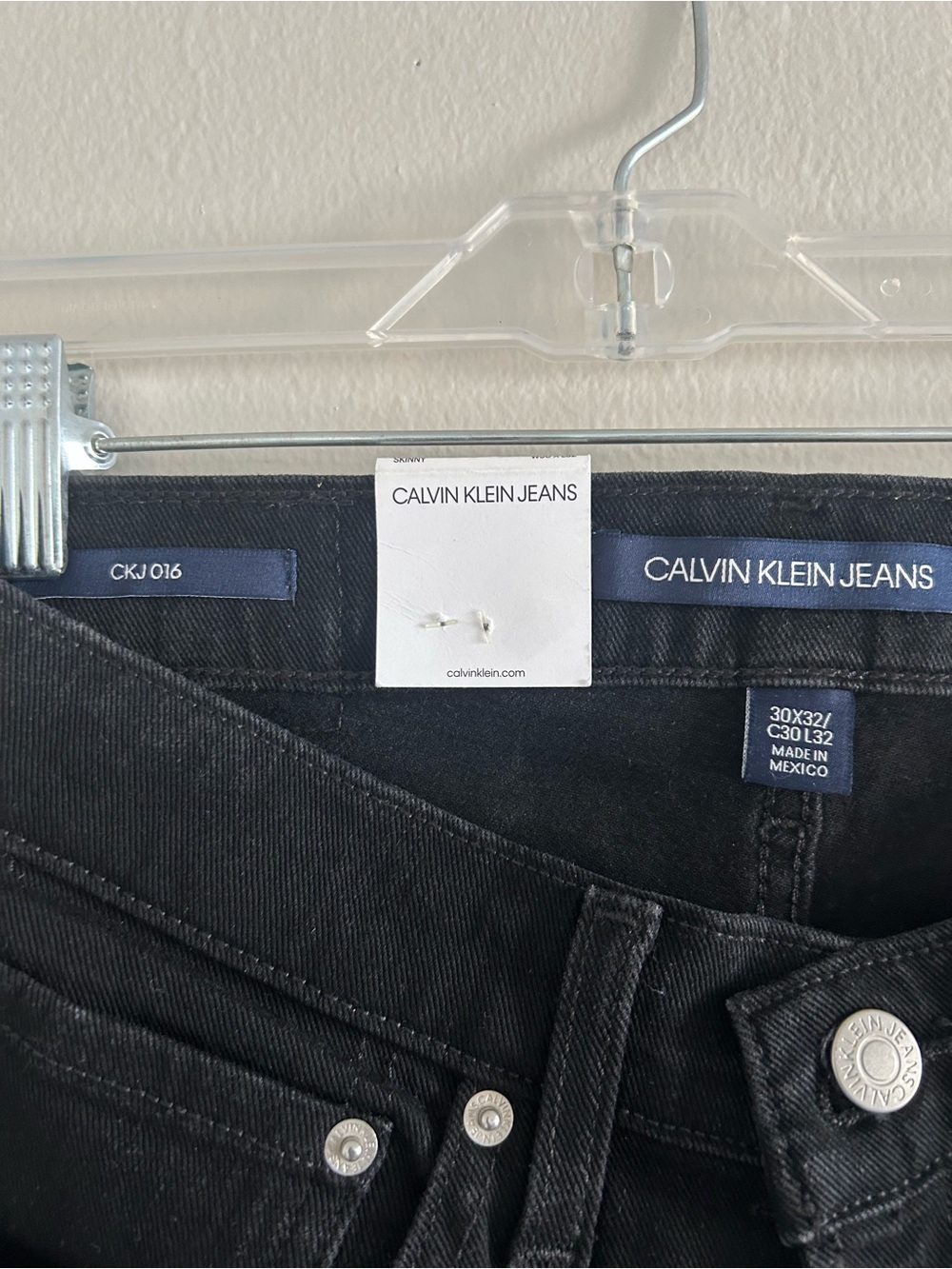 Calvin Klein Jeans Men's Black Skinny Denim Jeans